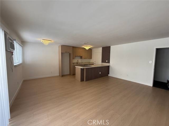 West Hollywood, CA 90069,960 Larrabee Street #120