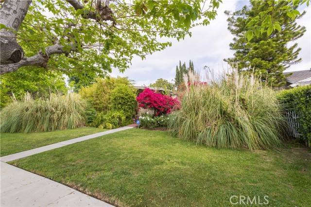 Granada Hills, CA 91344,10334 Louise Avenue