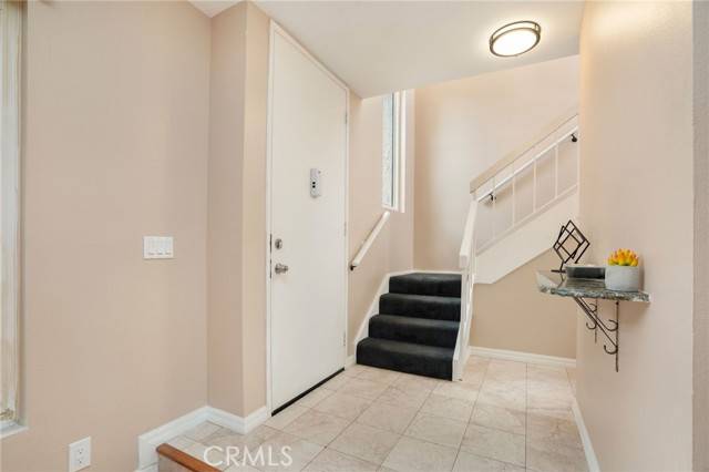Tarzana, CA 91356,5642 Etiwanda Avenue #3
