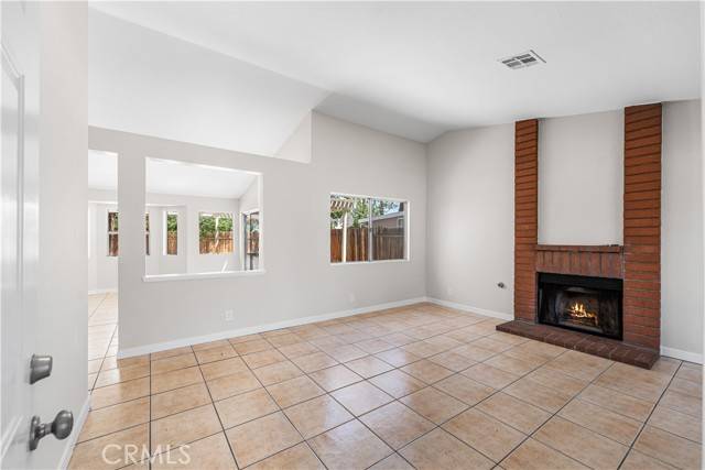 Palmdale, CA 93550,37280 37th Street