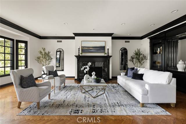 Tarzana, CA 91356,19218 Wells Drive