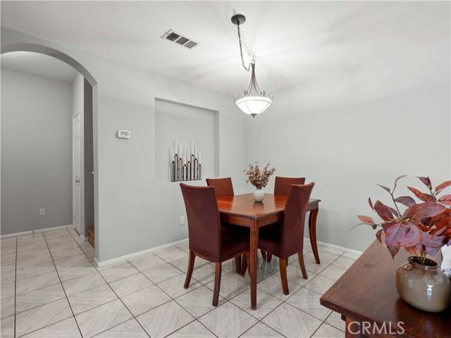 Sylmar, CA 91342,15122 Roxford Street #15