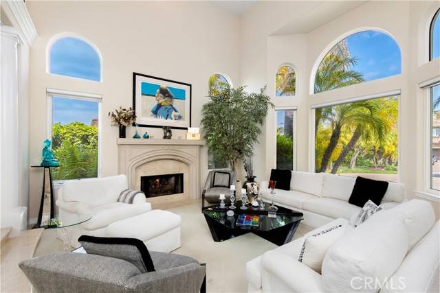 Tarzana, CA 91356,3901 Rock Hampton Drive