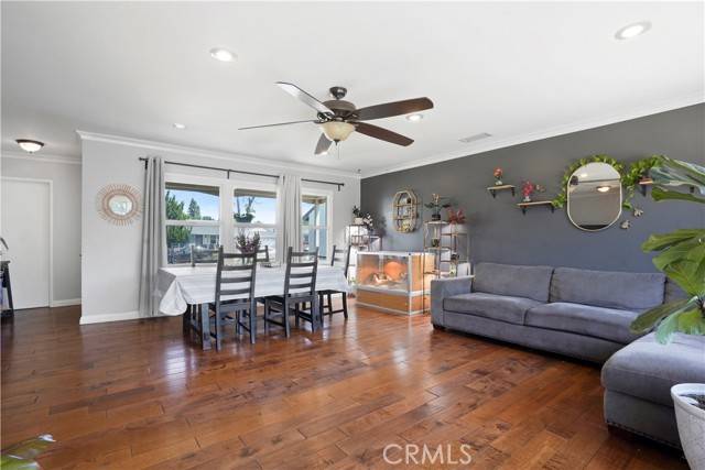 Tarzana, CA 91335,19218 Erwin Street
