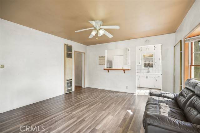 Sunland, CA 91040,10546 Mcvine Avenue