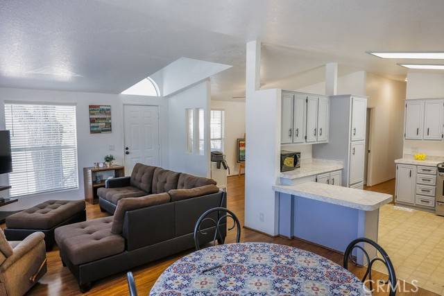 Canyon Country, CA 91351,16274 Vasquez Canyon #27