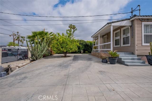 Sunland, CA 91040,10404 Jardine Avenue