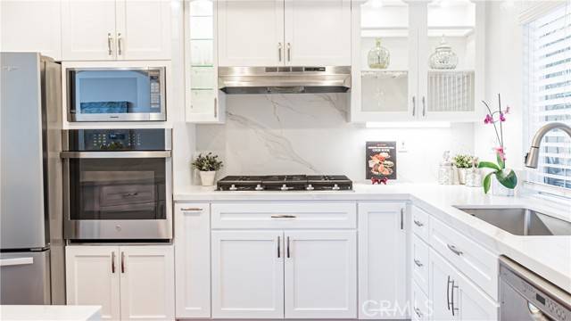 Aliso Viejo, CA 92656,15 Via Athena