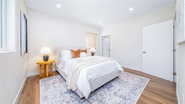 Granada Hills, CA 91344,17154 CHATSWORTH Street #2