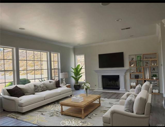 Calabasas, CA 91302,24992 Normans Way