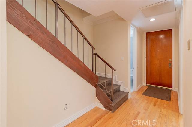 Glendale, CA 91202,1244 Valley View Road #130