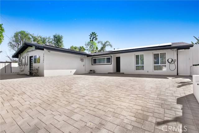 Woodland Hills, CA 91367,20200 Clark Street