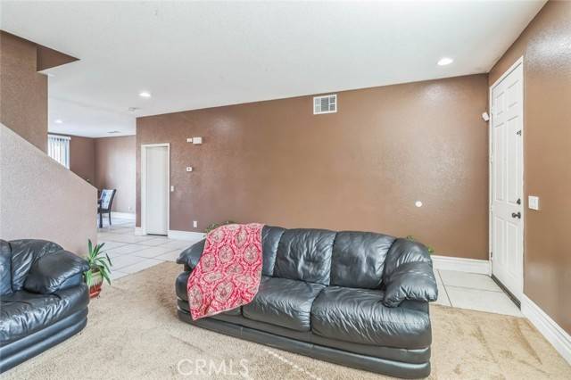 Victorville, CA 92395,13240 Cabazon Way