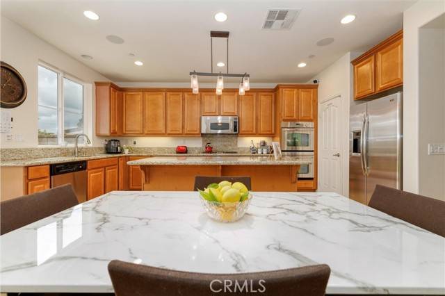 Saugus, CA 91350,22620 Dragonfly Ct