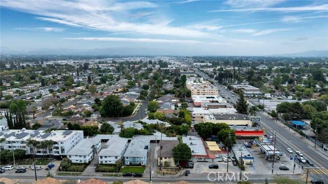 Van Nuys, CA 91405,7224 Hazeltine Avenue