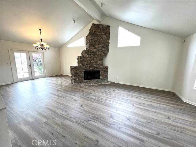 Tarzana, CA 91356,18711 Miranda Street