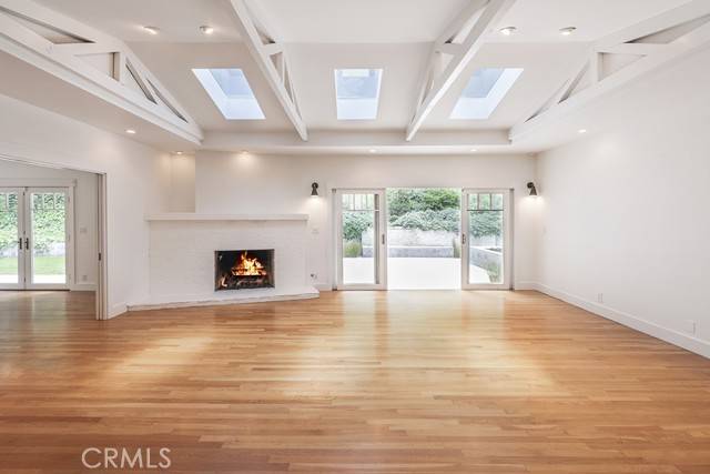 Sherman Oaks, CA 91403,3325 Alana Drive