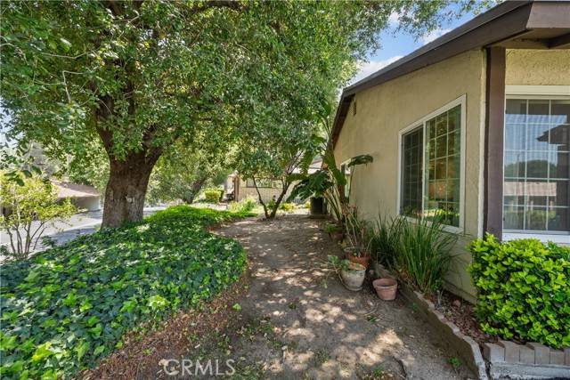 Newhall, CA 91321,19504 Avenue Of The Oaks #C