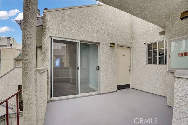 Winnetka, CA 91306,20155 Keswick Street #209