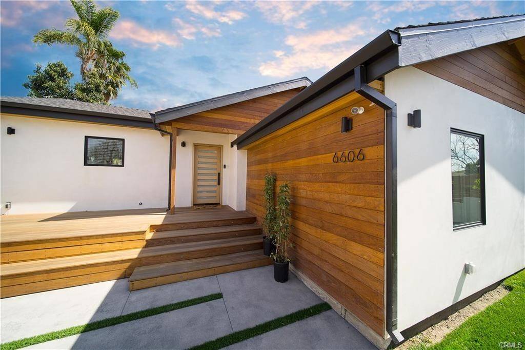 Reseda, CA 91335,6606 Aura Avenue