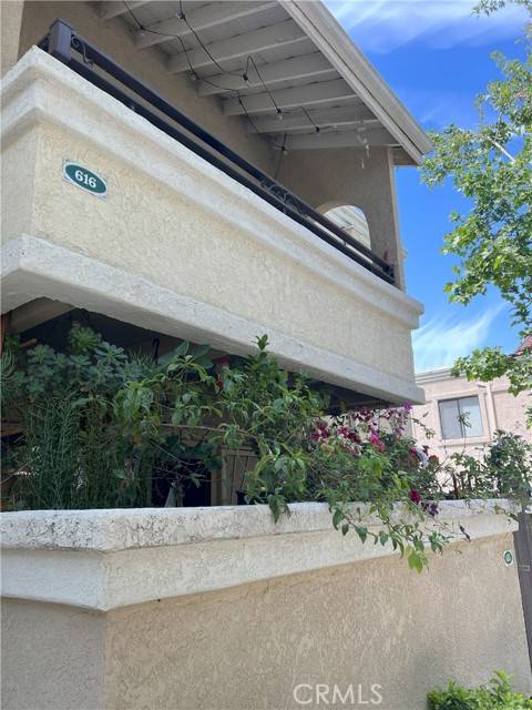 Canyon Country, CA 91351,27238 Luther Drive #616