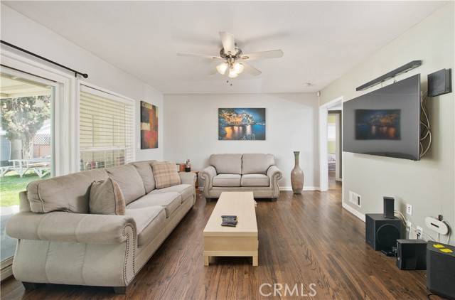 Granada Hills, CA 91344,15709 Devonshire Street