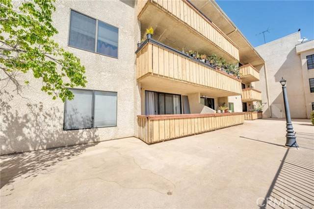 Northridge, CA 91324,19029 Nordhoff Street #309