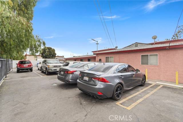 North Hollywood, CA 91605,11966 Runnymede Street