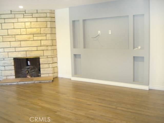 Valley Village, CA 91607,5301 Bluebell Avenue