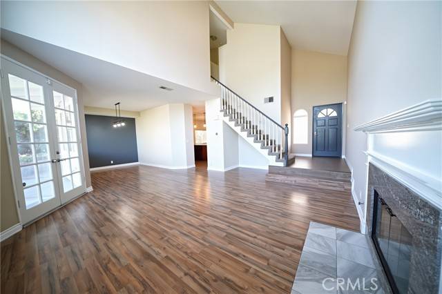 Saugus, CA 91390,28321 Evergreen Lane