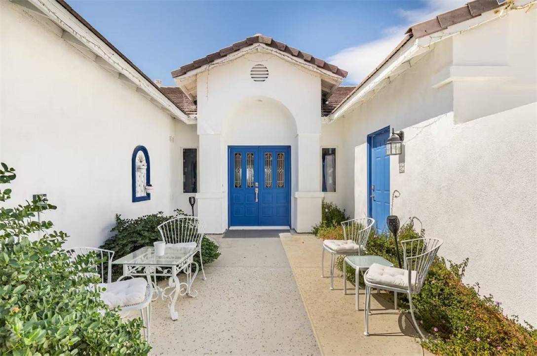 Desert Hot Springs, CA 92240,12753 Mountain View Road