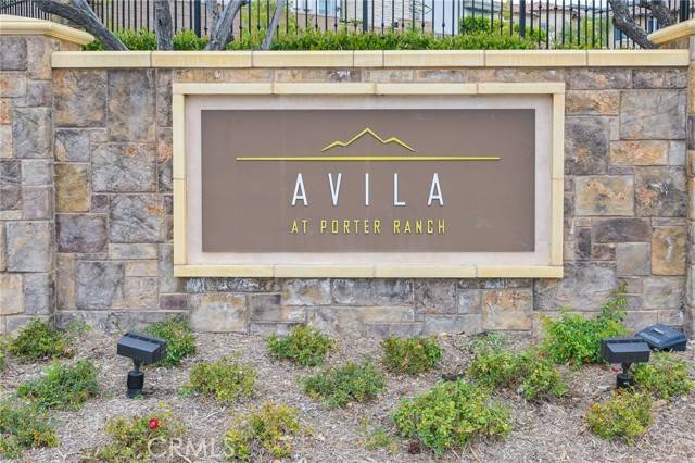 Porter Ranch, CA 91326,12060 N Azurita Court