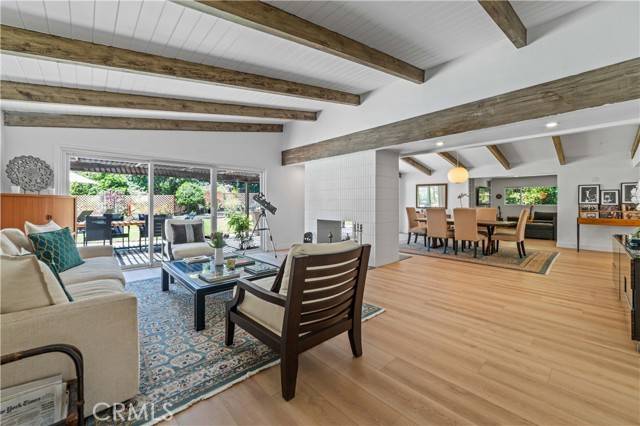 Tarzana, CA 91356,4615 Maleza Place