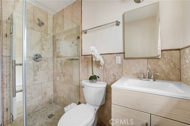 West Hills, CA 91307,6660 Woodlake Avenue