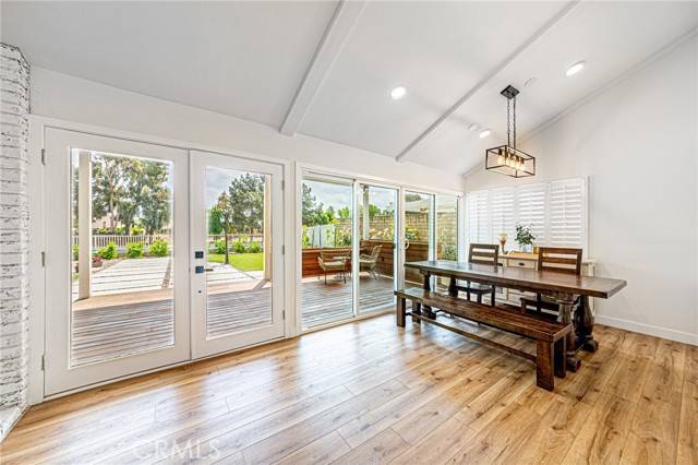 Valencia, CA 91355,25320 Avenida Cappela