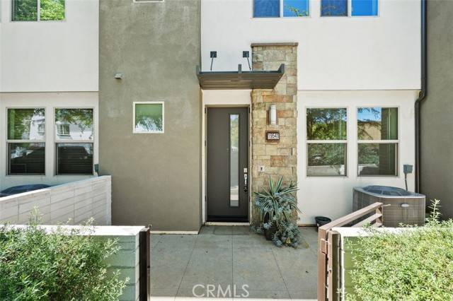 Northridge, CA 91324,19541 Cardigan Drive