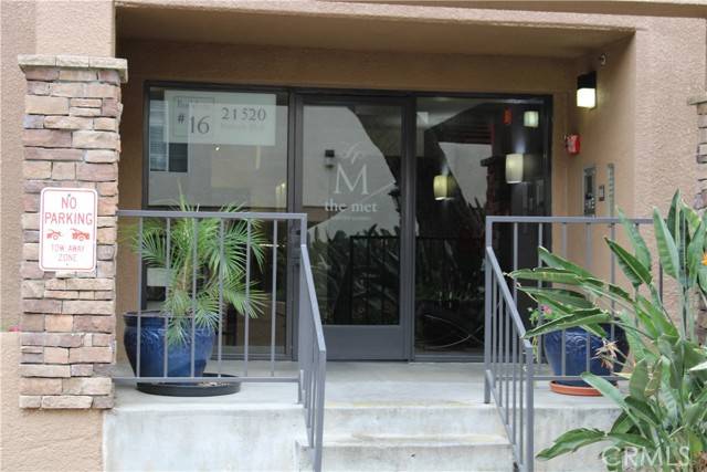 Woodland Hills, CA 91367,21520 Burbank Boulevard #211