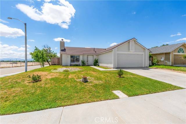 Lancaster, CA 93534,702 W Avenue H2