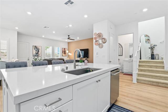 Valencia, CA 91381,27120 Purple Sage Court