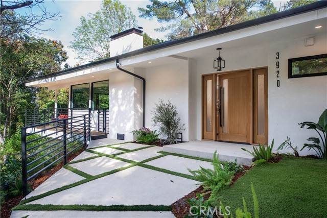 Sherman Oaks, CA 91423,3920 Weslin Avenue
