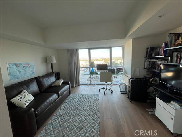 Marina Del Rey, CA 90292,13700 Marina Pointe Drive #924