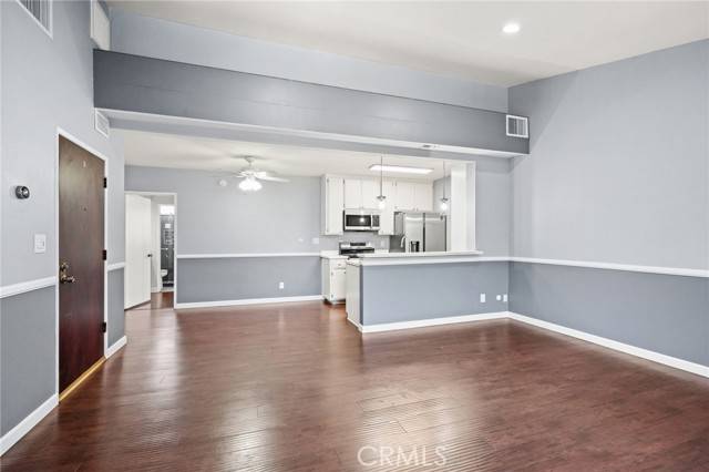 Encino, CA 91316,5500 Lindley Avenue #209