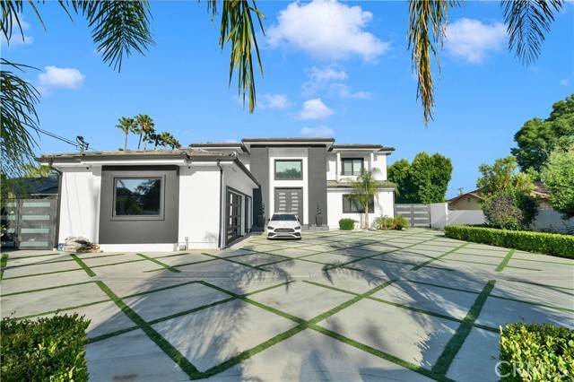 Northridge, CA 91325,9218 Encino Avenue