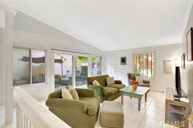 Chatsworth, CA 91311,10145 Larwin Avenue #2