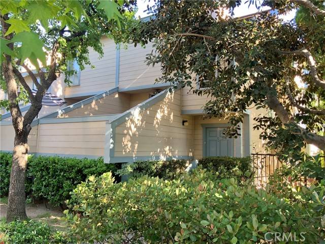 Chatsworth, CA 91311,9917 Independence Avenue #C