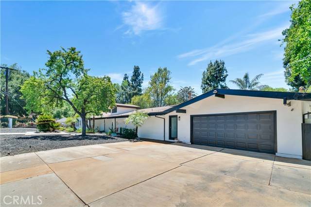 Woodland Hills, CA 91364,5067 Arundel Drive