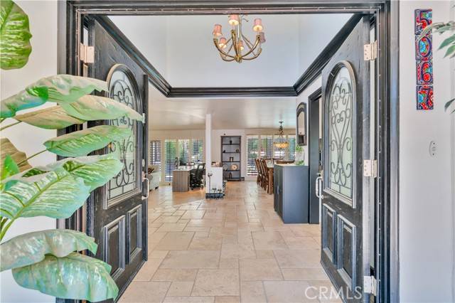 Woodland Hills, CA 91364,5067 Arundel Drive