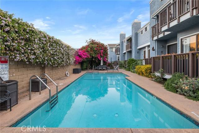 North Hollywood, CA 91601,5100 Riverton Avenue #14