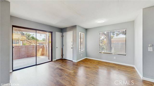 Fontana, CA 92335,9020 Newport Avenue #17