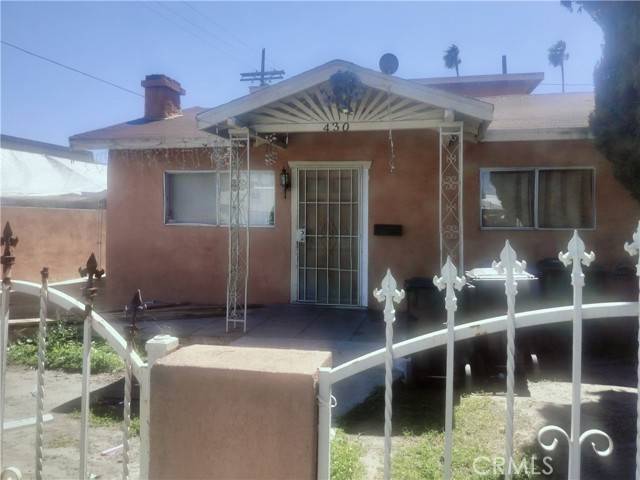 Los Angeles, CA 90003,430 W 64th Street